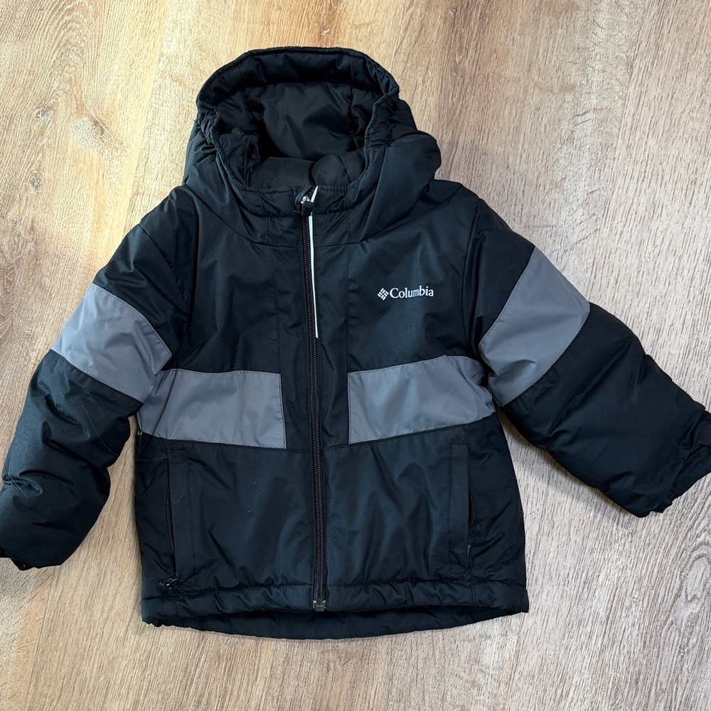 Columbia Kids Black and Gray Jacket